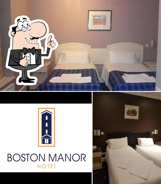 Boston Manor Hotel in London Restaurant reviews