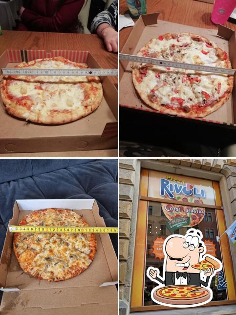 Pick pizza at Pizza Rivoli Dresden
