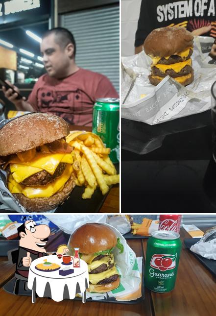 Pide una hamburguesa en Meatz Burger N’ Beer - Ceilândia