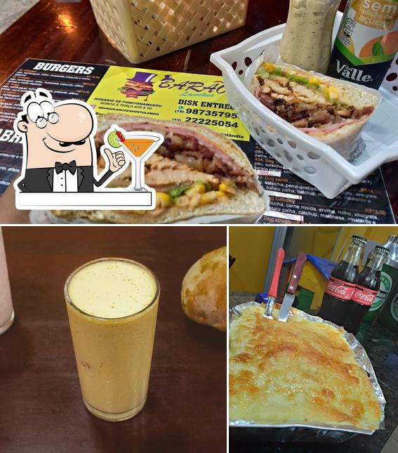 A bebida e comida do restaurante
