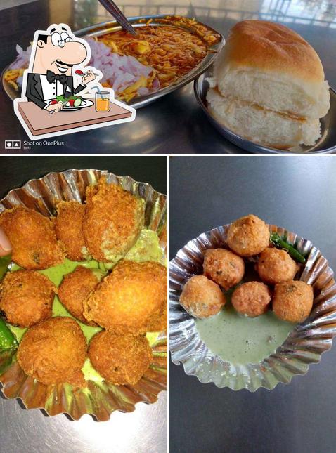 Food at Ruchira Snacks Center