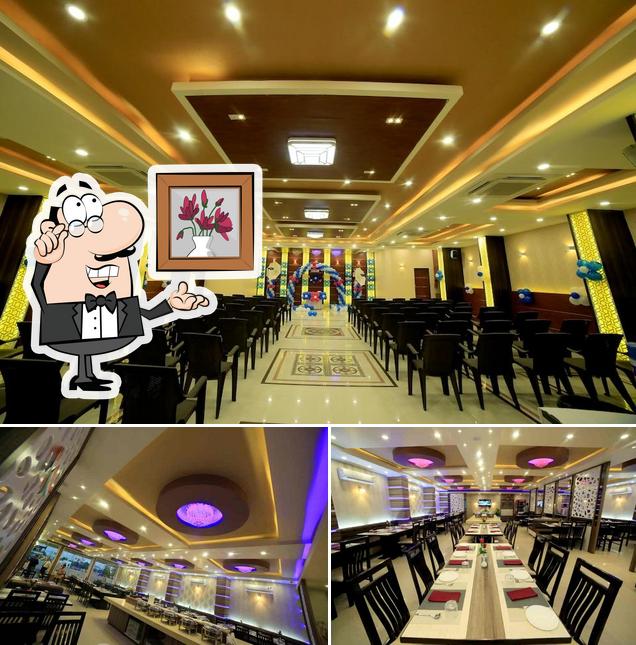 The Food Express, Vadodara, E12, SARDAR ESTATE, New VIP Rd, opp. WATER