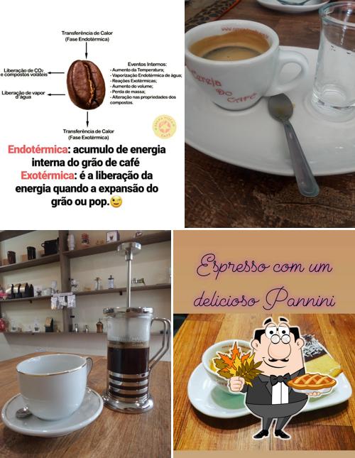 Look at the image of Cereja do café