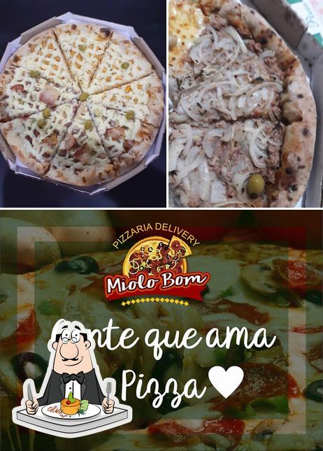 Comida em Pizzaria Miolo Bom