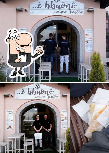 Piadineria Friggitoria ... è bbuono si caratterizza per la interni e cibo