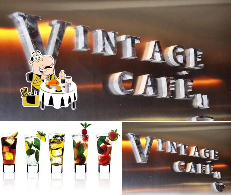 Cibo al Vintage Cafe' Pasticceria Calabrese Domenico