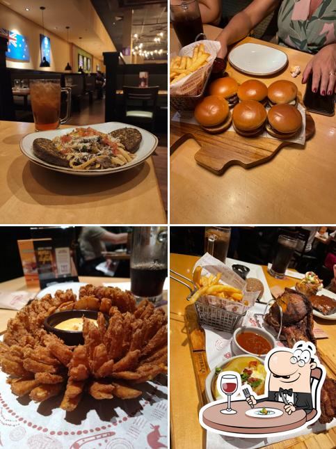 Comida em Outback Steakhouse - Shopping Pátio Savassi