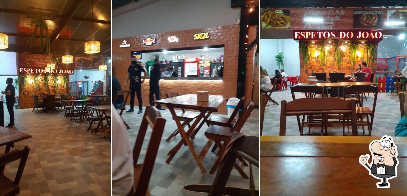 Veja imagens do interior do Espetos Do João - Unidade Tijucal