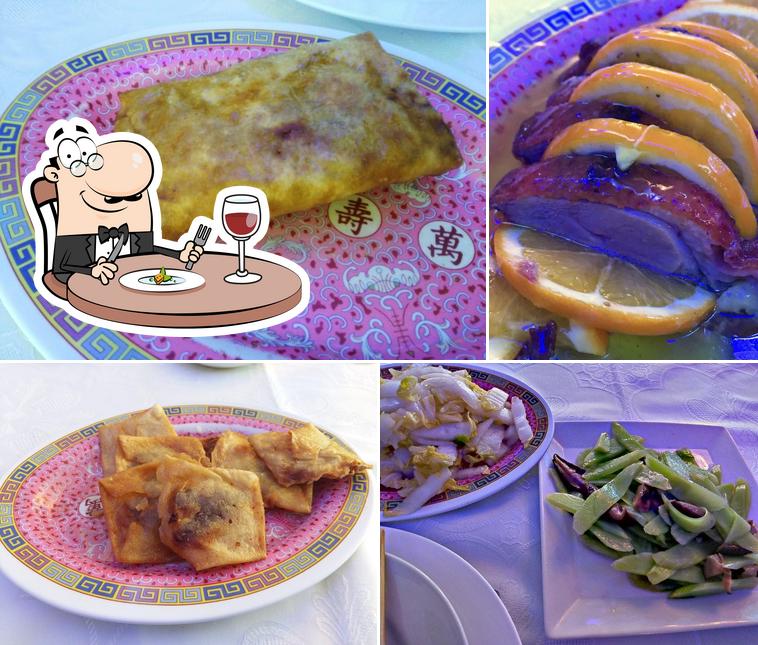 Meals at Restaurant Xinès