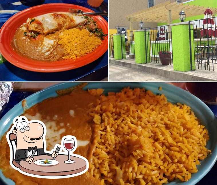 Find the best place to eat in Tuscola, spring 2024 Restaurant Guru