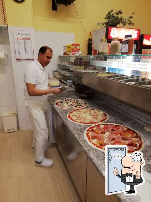 Vedi la immagine di Pizzeria Il Borgo (asporto)