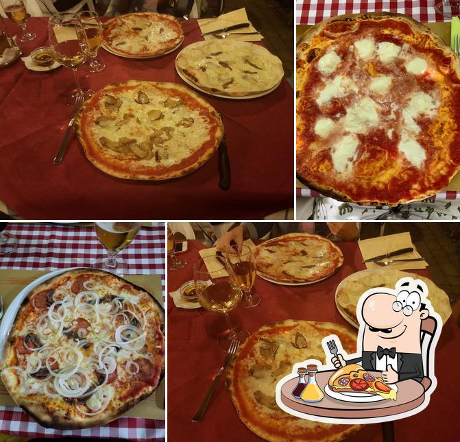 Commandez des pizzas à Ristorante Bar Il Bucchero - Chiusi (si)