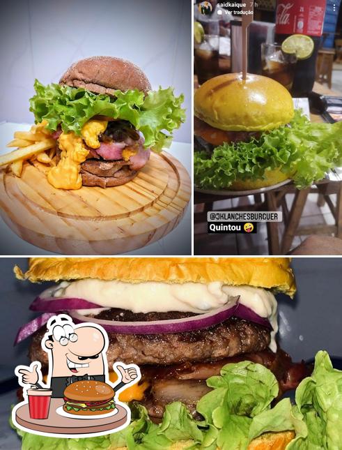 Experimente um hambúrguer no JK BURGUER