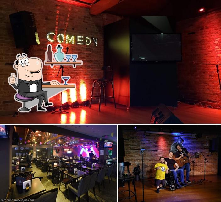 O Curitiba Comedy Club se destaca pelo interior e exterior