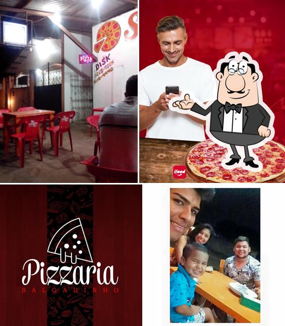 O interior do Hamburgueria Salgadinho