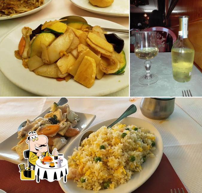 This is the photo depicting food and beer at Ristorante Cinese Jing Yuan