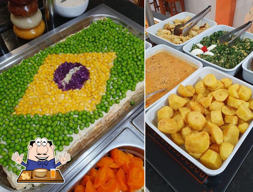 Comida em Restaurante El Shaddai