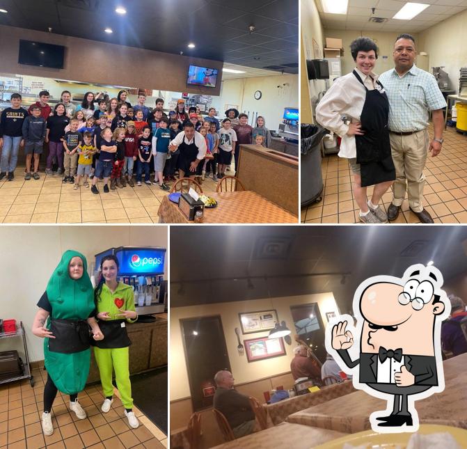 Pizza Inn in Wiggins Restaurant menu and reviews