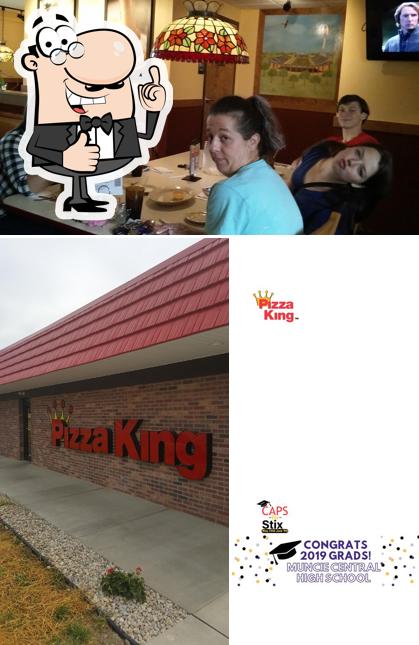 See this pic of Pizza King