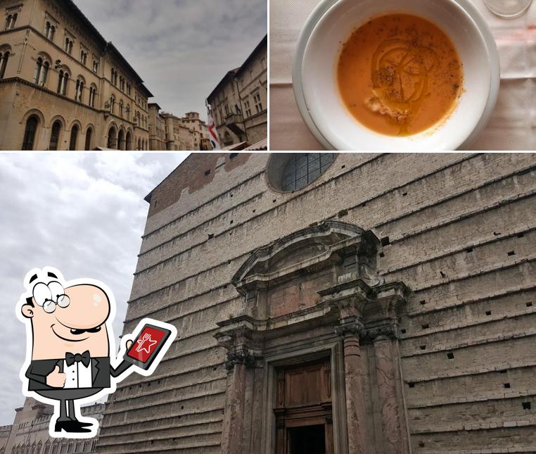 Tra le varie cose da Ristorante Pizzeria "Fontanella da Ginetto ' si possono trovare la esterno e cibo