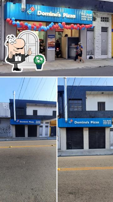 O exterior do Domino's Pizza - SP Penha