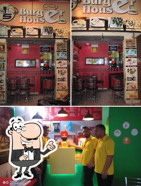 Check out how H.S. Burger House looks inside