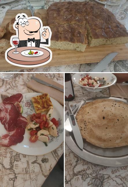 Еда в "Homerestaurant in villa"