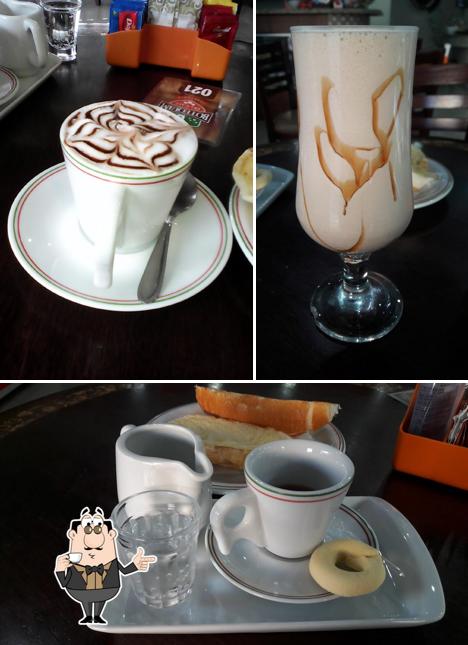Desfrute de uma bebida no Botequim do Café