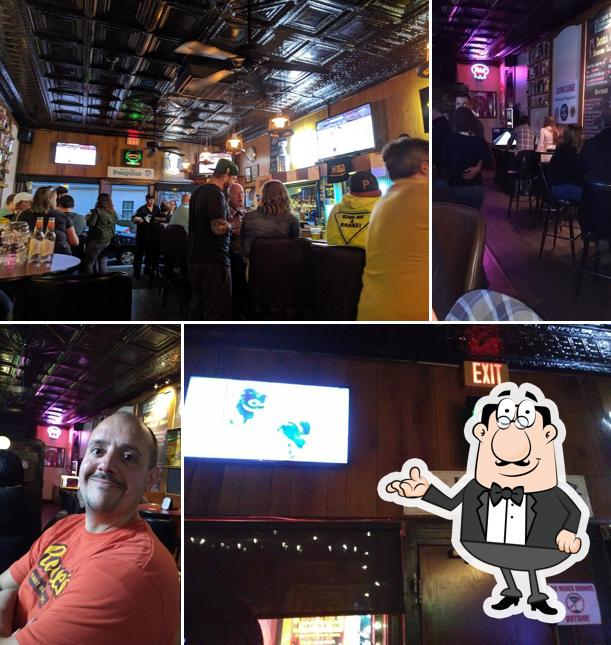 Cousins Lounge, 203 Grant Ave in Millvale Restaurant menu and reviews