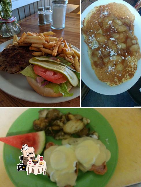 Rombos Family Restaurant in Gravenhurst - Restaurant menu and reviews