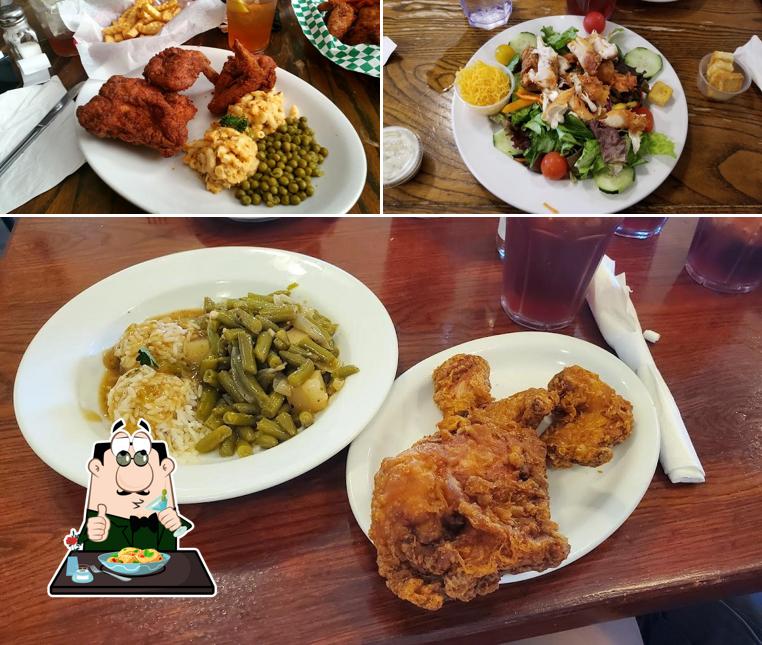 Food at Willie Mae's Scotch House