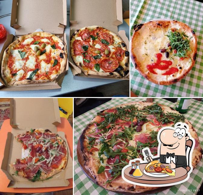 В "Mali Napulj - picerija i tratorija" вы можете отведать пиццу