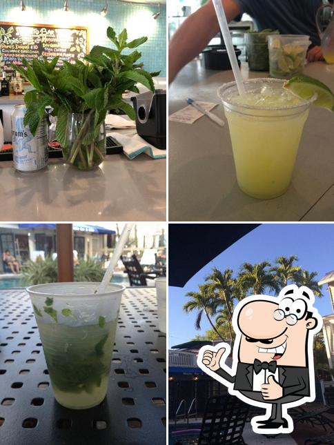 Lighthouse Court Cafe' and Mojito Bar