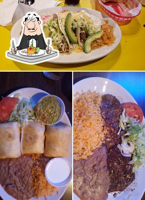 Food at Hernandez Mexican Restaurant