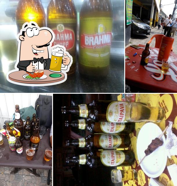 Você pode tomar um copo de cerveja leve ou escura