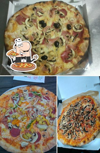 Elige una pizza en Imbiss La Casetta