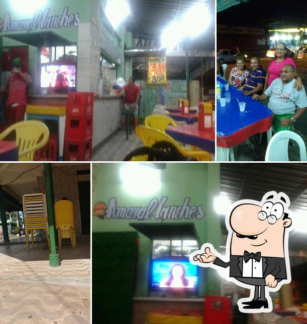 O interior do Amaral Lanches e Refeições