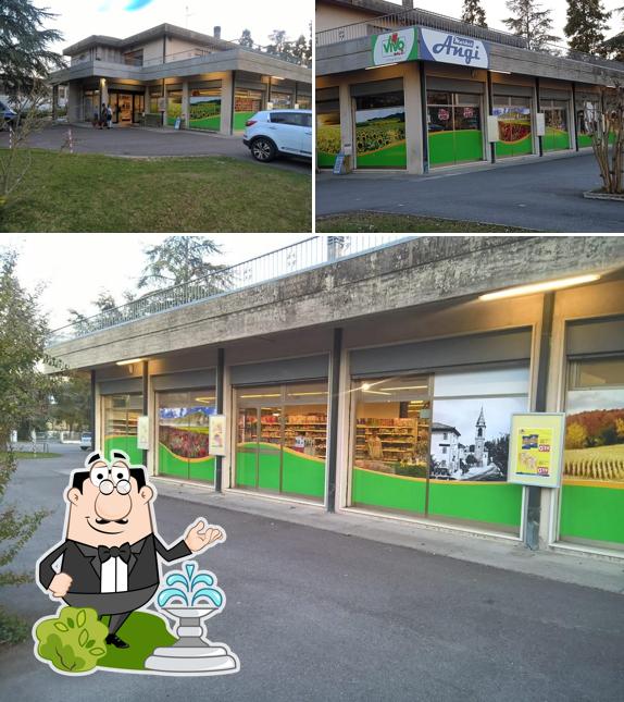 Gli esterni di Supermercato Vivo San Gabriele Angimarket