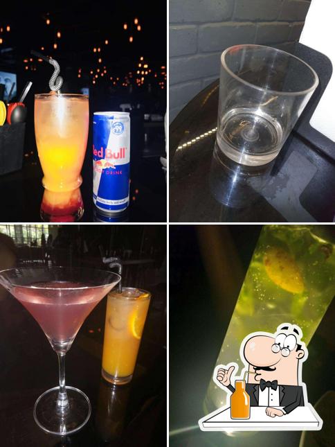 Club Rogue offers a variety of drinks