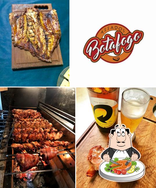 Botafogo Assados e Bar fornece um menu para amantes de frutos do mar