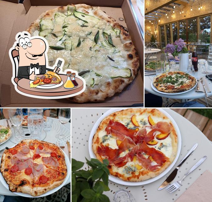 Choisissez des pizzas à Chez Max