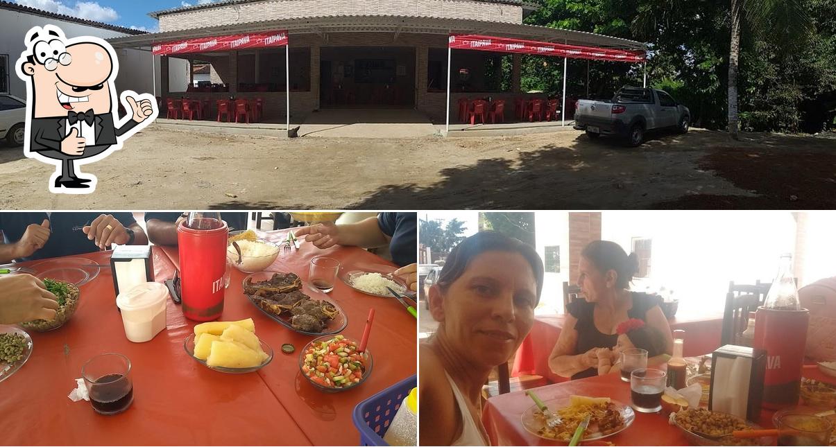 Look at the image of Bar e Restaurante Galinha de capoeira