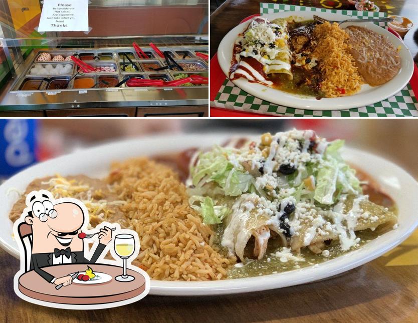 Salsa Verde Restaurant, 210 N Pantano Rd in Tucson Mexican restaurant