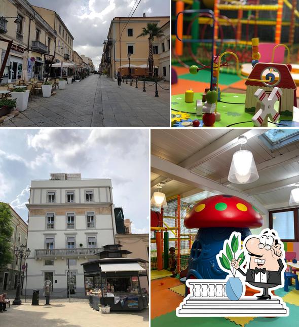 Tra le diverse cose da KKult Restaurant & Bistrot si possono trovare la esterno e area giochi