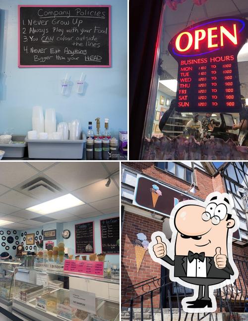 Regarder l'image de Pickering Village Ice Cream Shoppe