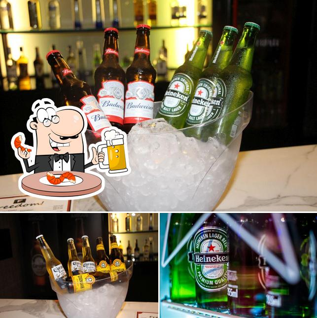 Peça uma tulipa de cerveja leve ou escura