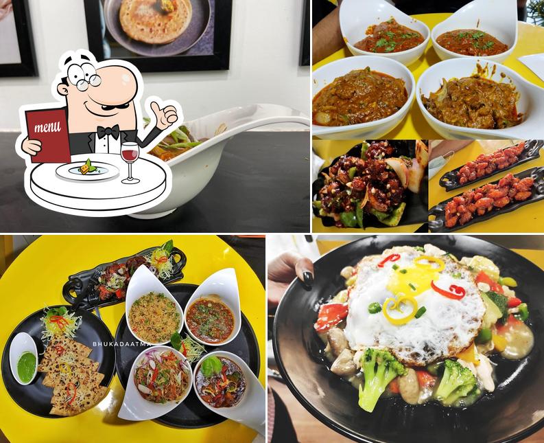 Food at Patna Foodies Club