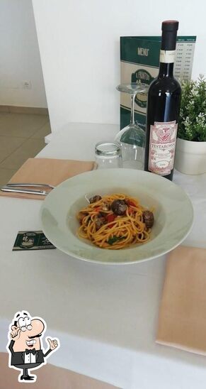 Dai un'occhiata agli interni di Trattoria di mare Il Frantoio.