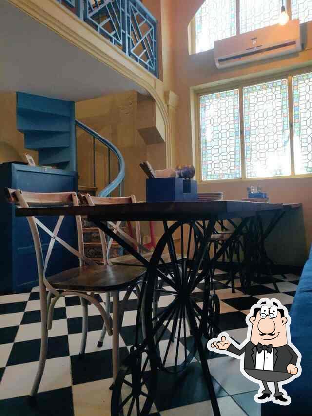The interior of Kebapci.