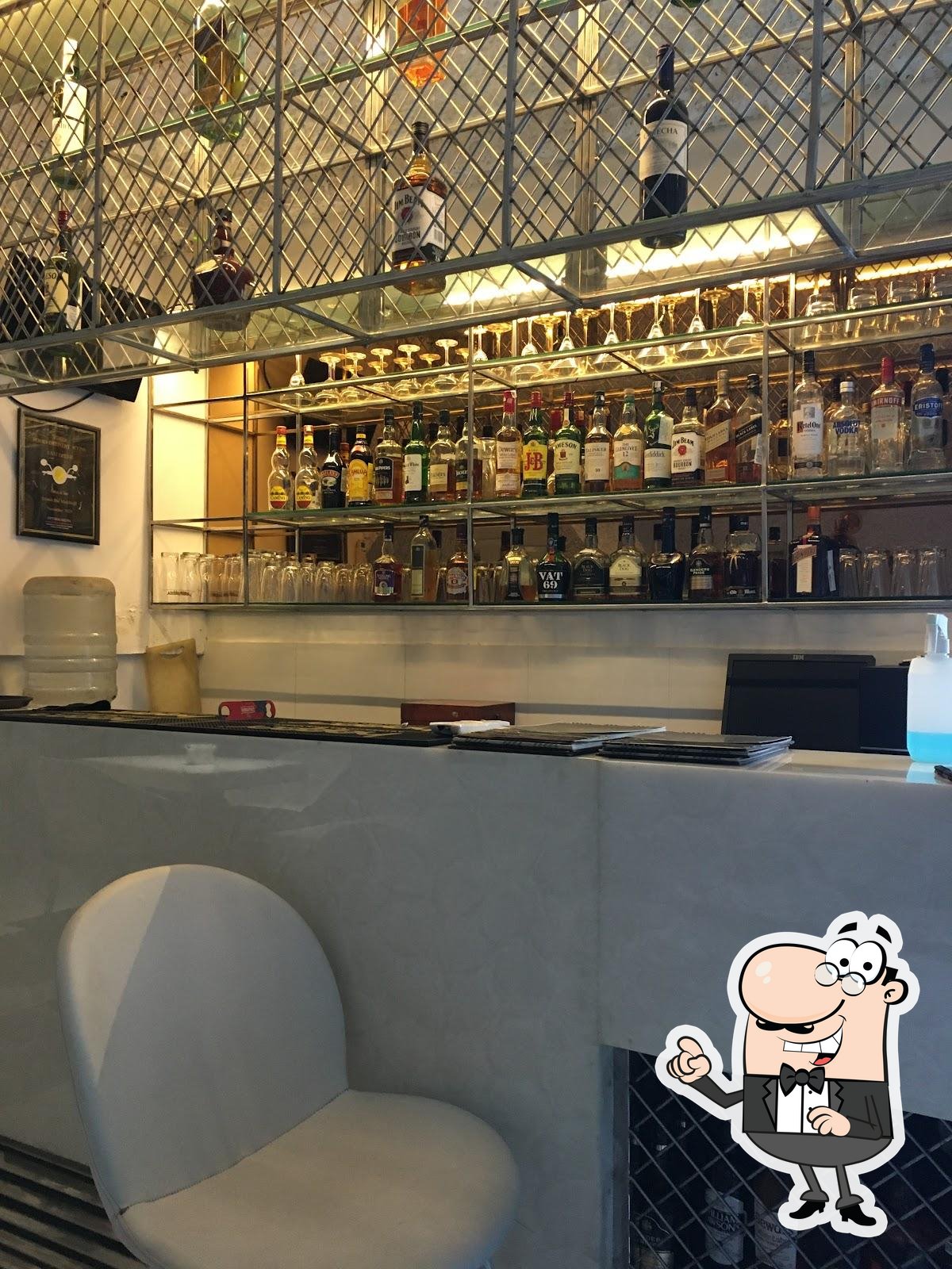 The interior of Spice N Ice.